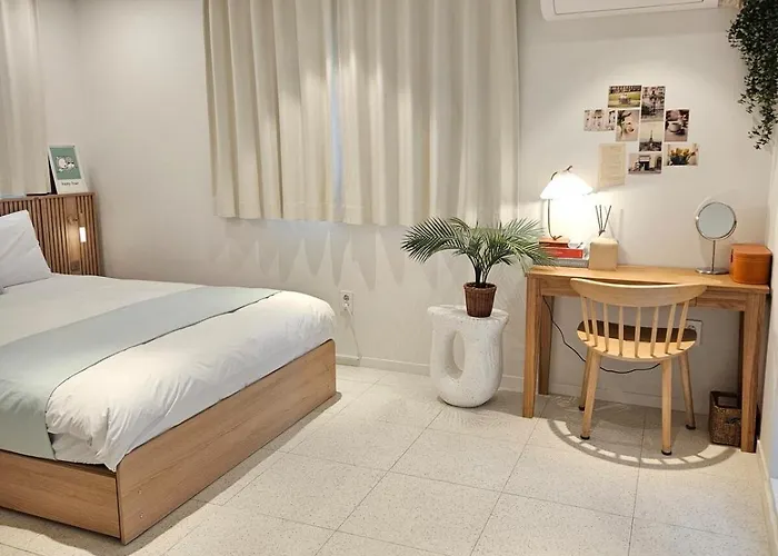홍대상수역5분#bathroom 2#starbucks, Convenience Store 1 Minute Apartamento *